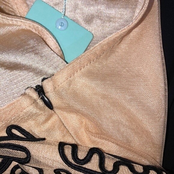 erGuo by Minty medium black & nude cocktail dress - Picture 6 of 6